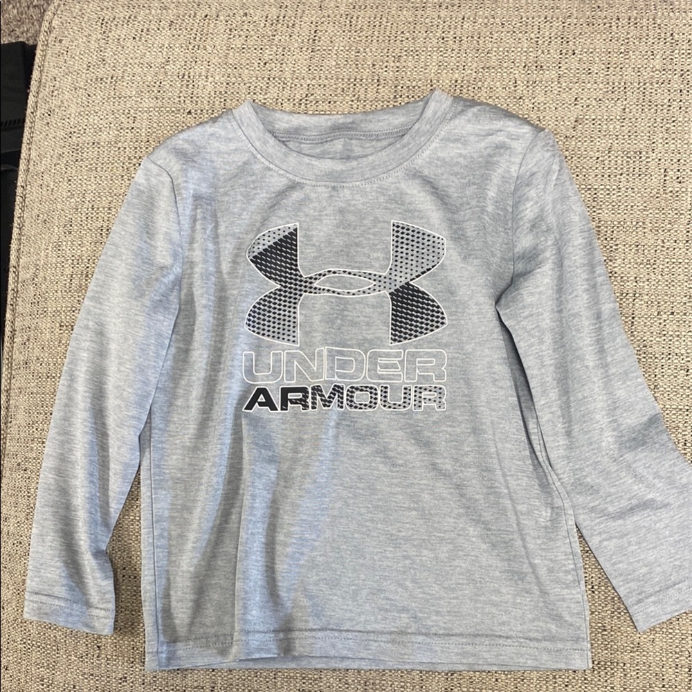Under Armour long sleeve shirt